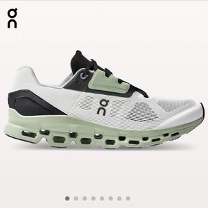 On Running Shoes - Cloudstratus Men’s 13